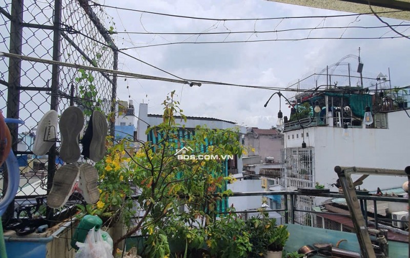 Nhà CMT8, Gần Ngã Tư Bảy Hiền Tân Bình, 35m2, 3Tầng Kiên cố, Sổ Nở Hậu Tài Lộc. Chỉ 4.7Tỷ.